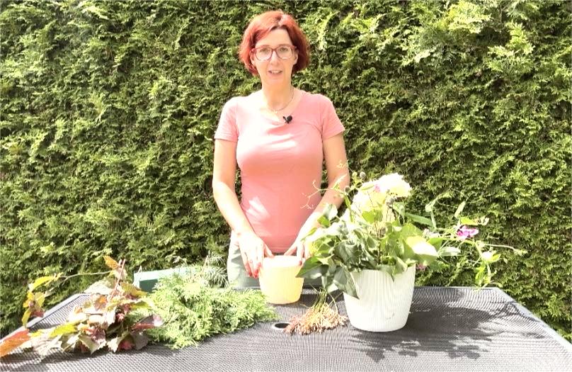 Dekoracja nagrobna Dekoracja nagrobna